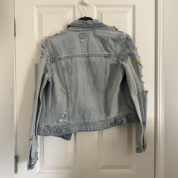 American Eagle 🦅 Acid Washed / Distressed Jean Jacket - Picture 2 of 7